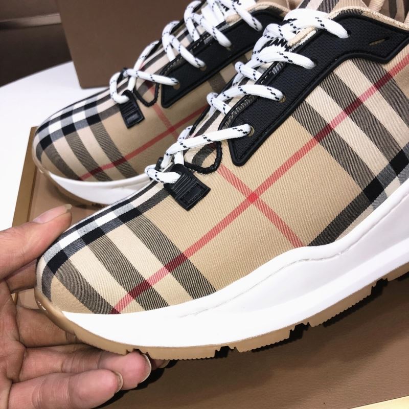 Burberry Low Shoes